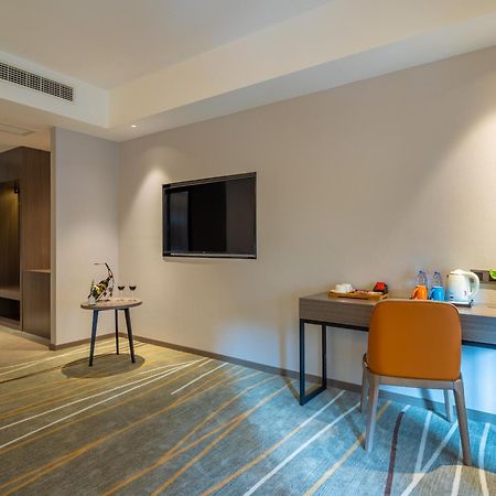 Luzhou Baian Smart Hotel エクステリア 写真